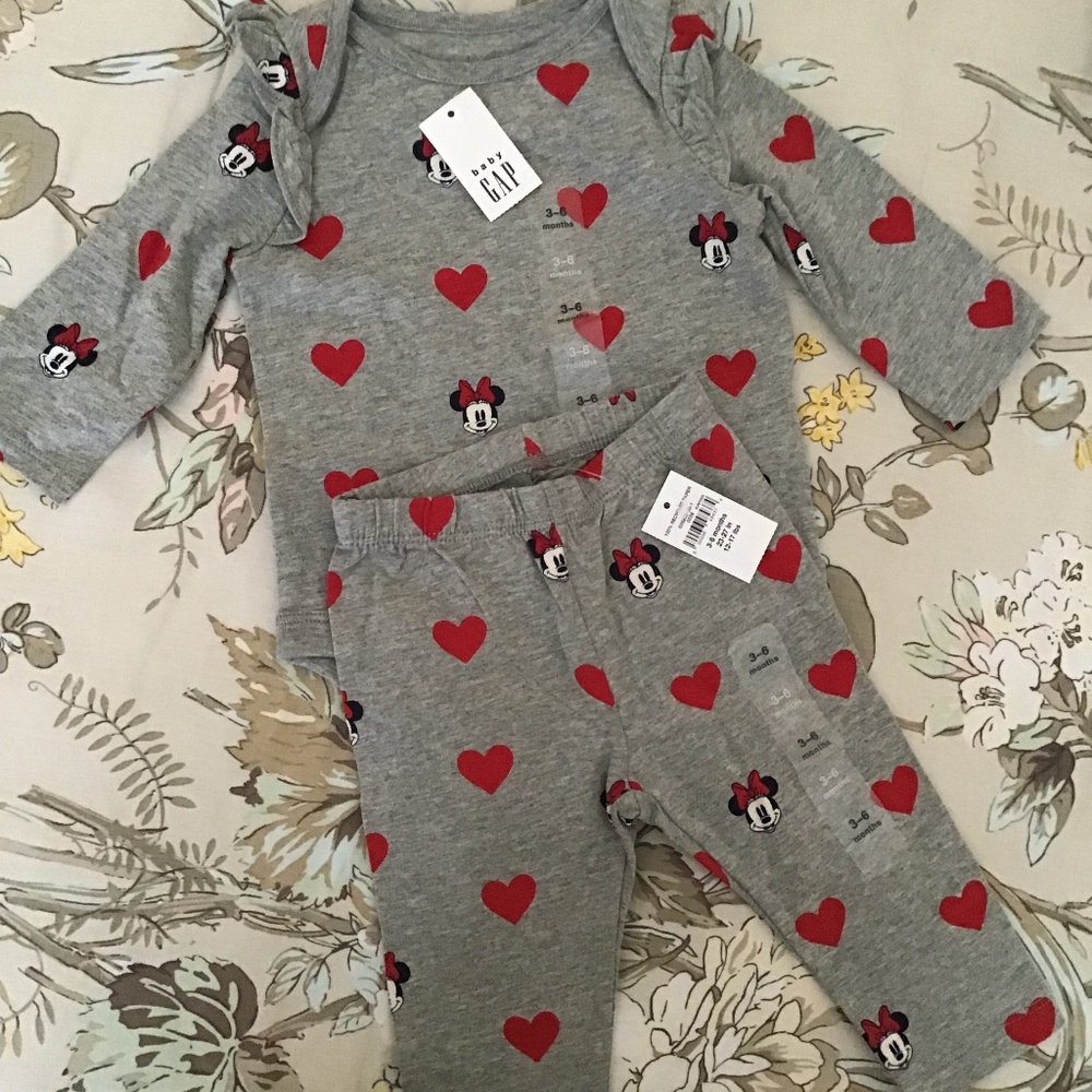 Two piece set for baby girl